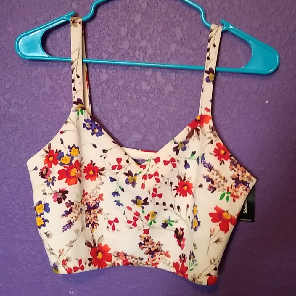 Express floral crop top NWT M
